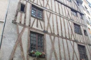 Découvrez la plus ancienne maison de Paris