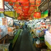 23fev 054 cours de cuisine thai - visite au marché