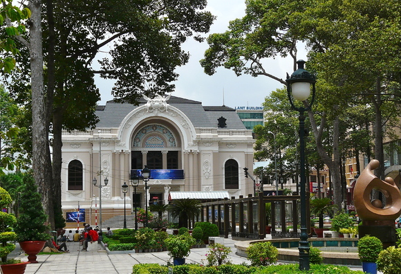 le théâtre municipal de Saïgon