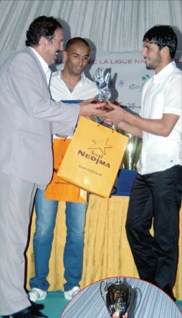 Zemmamouche  Oscar du meilleur gardien Maracana 2011