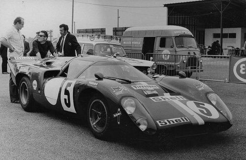 Lola T70 ( 1967-1971 )