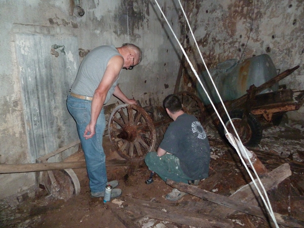 démontage d'une roue de charette