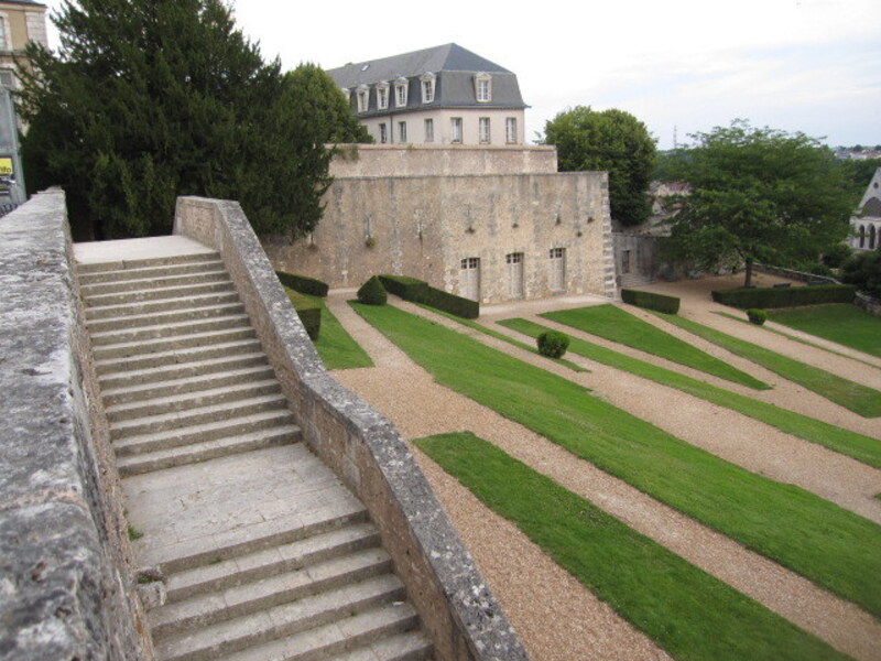 Chartres