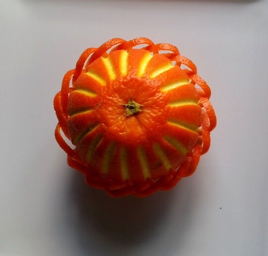 Résultat d’images pour make an orange fruit sculpture