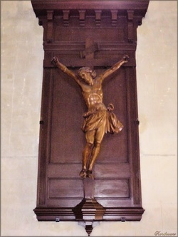 Photo du crucifix de la collégiale Saint-Blaise & Saint-Martin