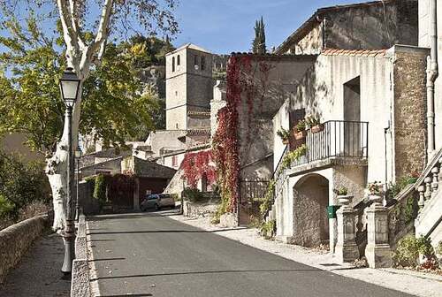 Mourèze  ( Hérault )