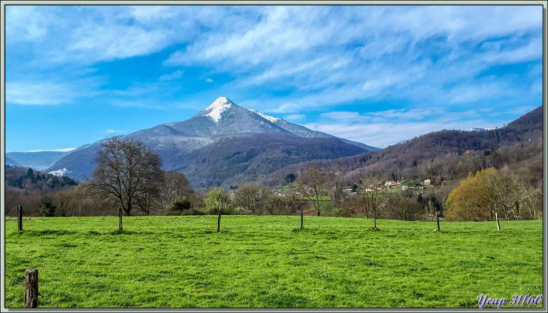 Le Cagire enneigé (1911 m) ce matin 27/03/2020, vu de la route entre Aspet et Milhas - 31