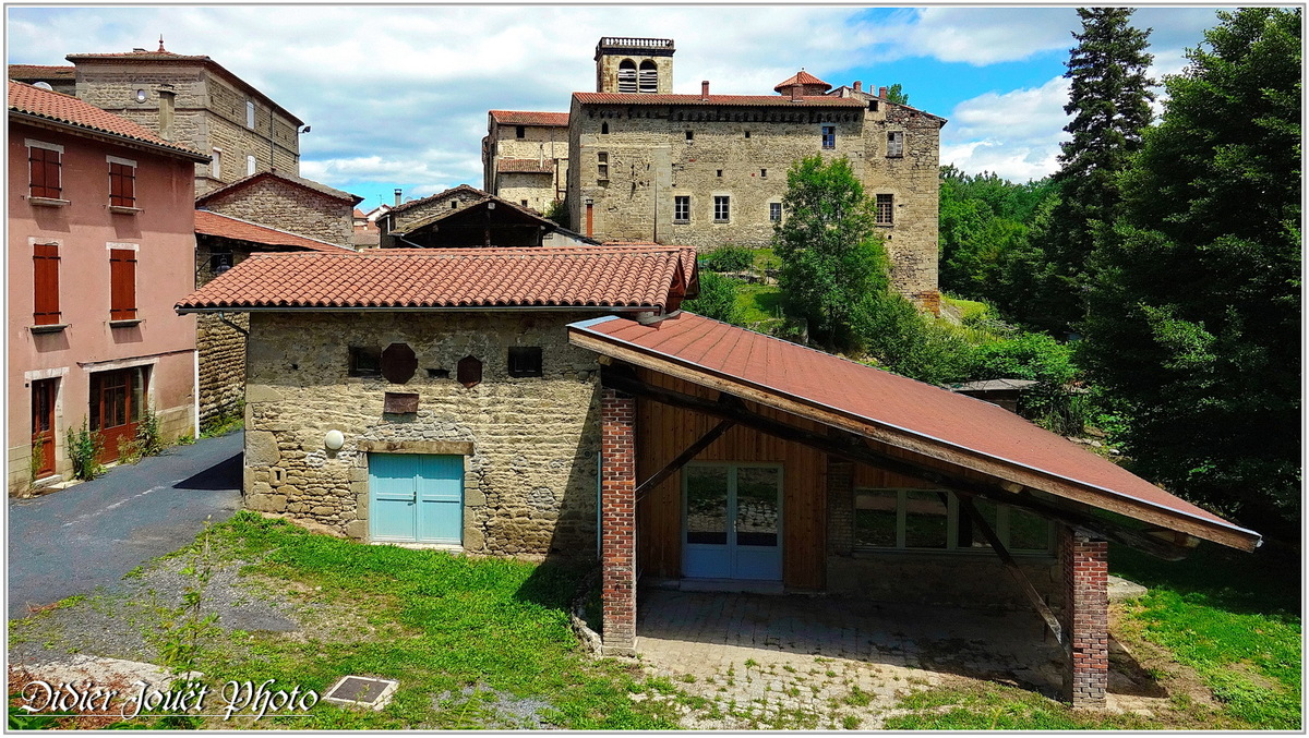 63 . Puy de Dôme - Saint Dier d'Auvergne (1)