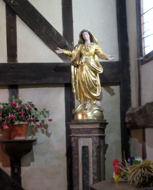 L'église à pans de bois Saint Jean Baptiste de Nuisement aux Bois