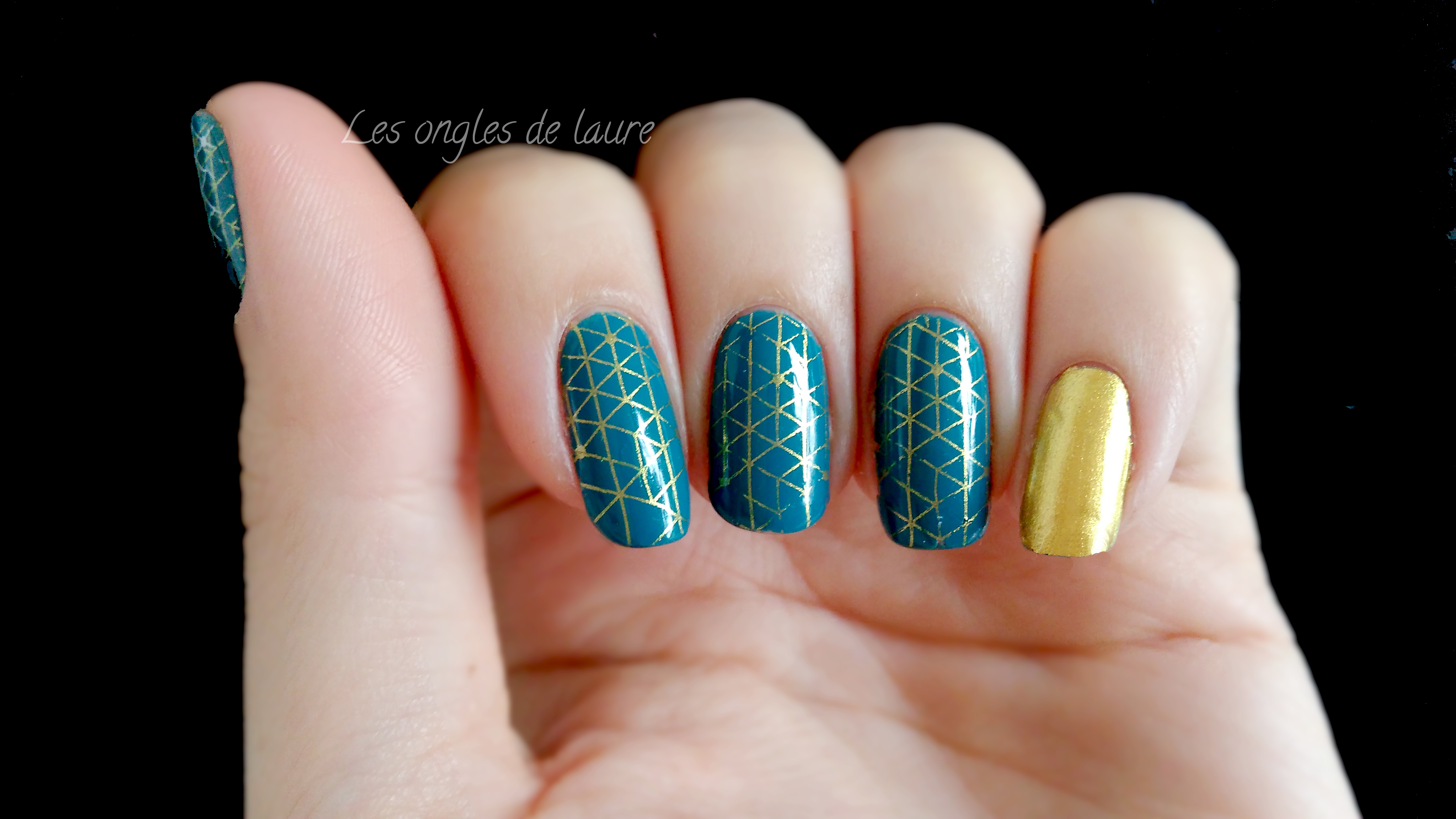 L'automne arrive ! (Nouvelle manucure) - Les ongles de Laure - Blog Nail Art