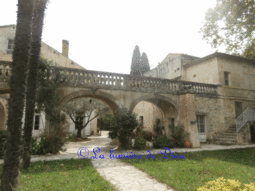 Arles, prieuré Notre-Dame des Champs