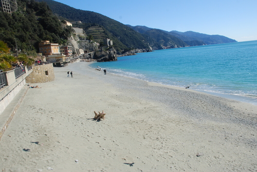 La plage de Fegina à Monterosso à CINQUE TERRE