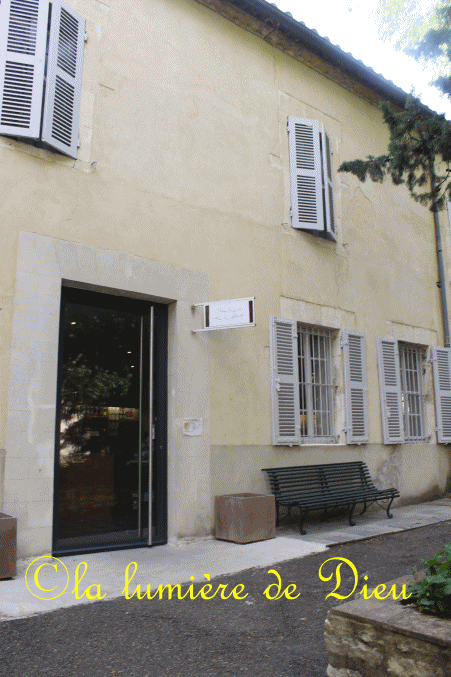 Abbaye Saint Michel de Frigolet, le magasin de l'abbaye