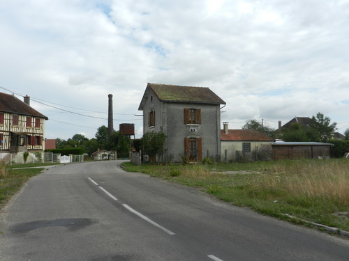 Ligne déferrée Troyes-St-Florentin. (2)