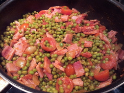 ° Poêlé petits pois, tomates et jambon