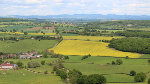 QUE LA BOURGOGNE EST BELLE AU PRINTEMPS !