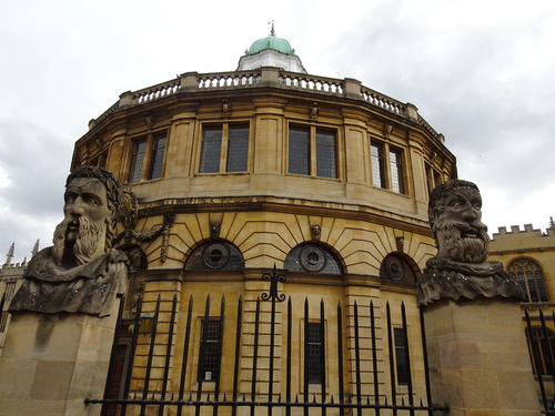 Autour de la Radcliffe Camera et du Hertford Colleze à Oxford (photos)
