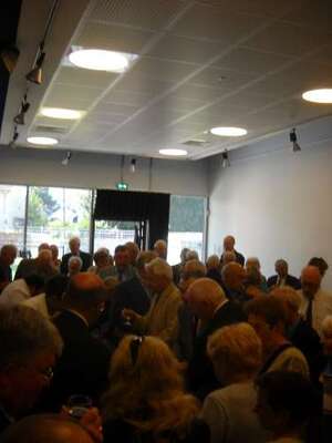 INAUGURATION D'UNE STELE AUX MORTS DE LA GUERRE D'ALGERIE LE 27 SEPTEMBRE 2014 A CHATOU (YVELINES°) 