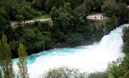 Cascade huka falls