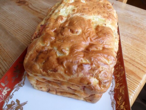 *** Cake au jambon et pommes de terre ***