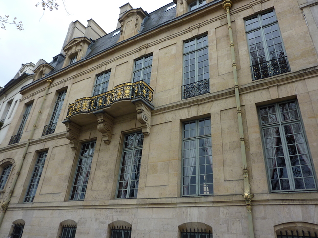 Visite guidée dans le centre de Paris : les couples célèbres de l'île de la Cité et de l'île Saint-Louis