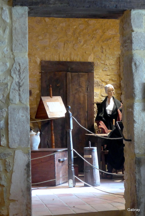 Labastide de Virac : le musée de la soie ... n 2
