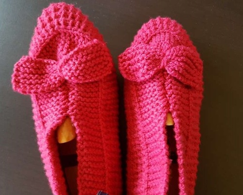 Des chaussons adultes au tricot
