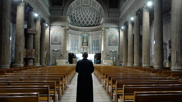 Lieux de culte : l'Élysée recule sur la limite de 30 personnes | LCI