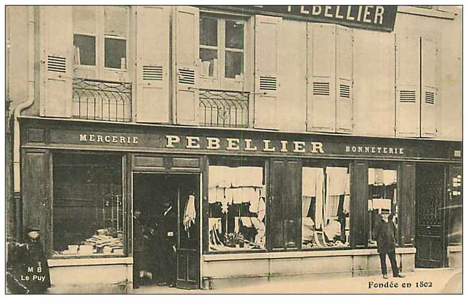 CPA et photos Ancienne Bonneterie Lingerie - Chemise de nuit