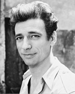 Yves Montand