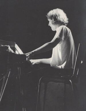 ÉVOHÉ (1974-1982)