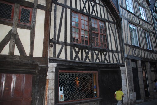 Le Gros Horloge et l'église saint Eloi à Rouen