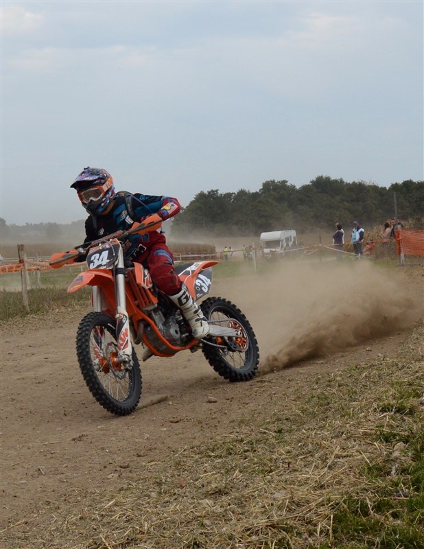 Blog de sylviebernard-art-bouteville : sylviebernard-art-bouteville, Endurance tout-terrain Grézac - 28 septembre 2014