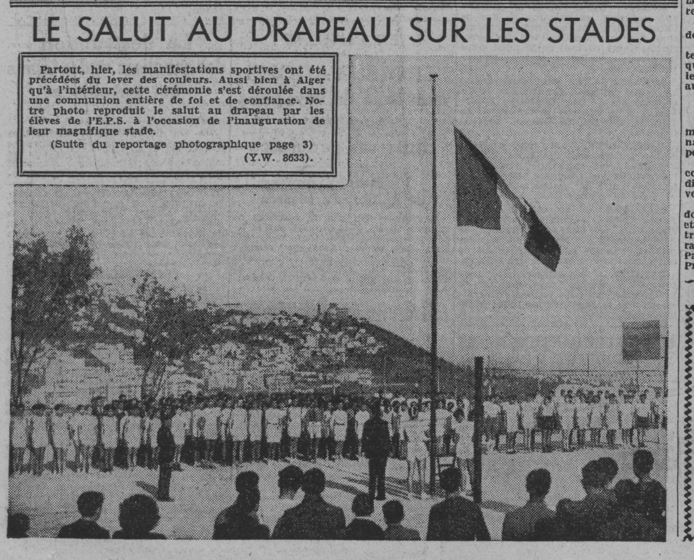 Dimanche 16.2.1941 le salut du Drapeau obligatoire