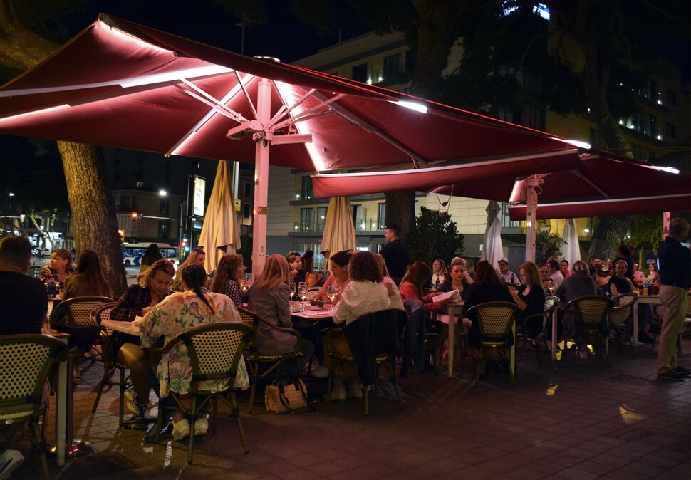 Palma - Restaurant Place du Puente