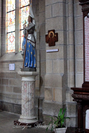 Bretagne : Quintin, Basilique N-D de Délivrance 1/2