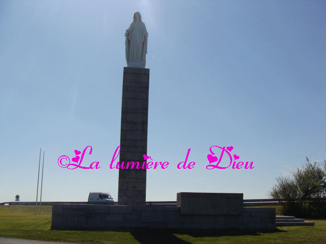 Arromanches statue de la Vierge