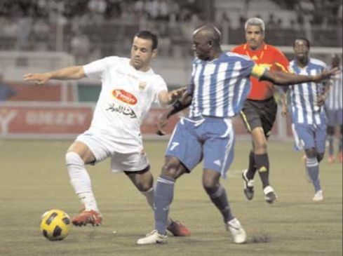 Dimanche 3.4.11 Omar Hamadi Bologhine (19h) C1 Afrique MCA-FC Dynamos 3-0