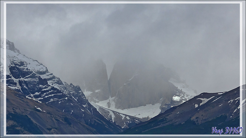 Paysage vu depuis le Lac Amarga - Torres del Paine - Patagonie - Chili