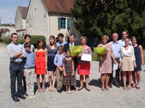 Une belle cérémonie au Grand Prieuré de Champagne à Voulaines les Templiers...