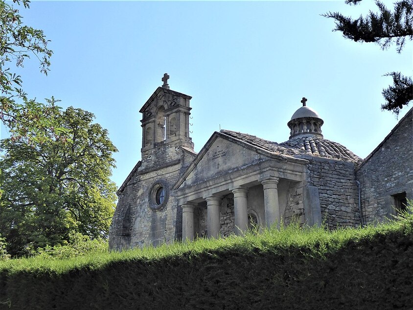 Chapelle Saint-Louis-Roi-de-France d'Argilliers (2).jpg