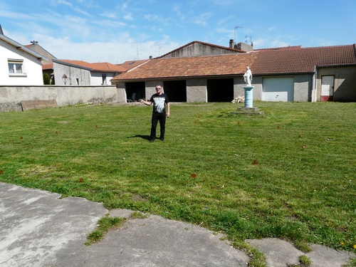 La crypte circulaire de l'ancienne l'église Saint-Laurent de Dieulouard.(sous le choeur) (Albert Fagioli)