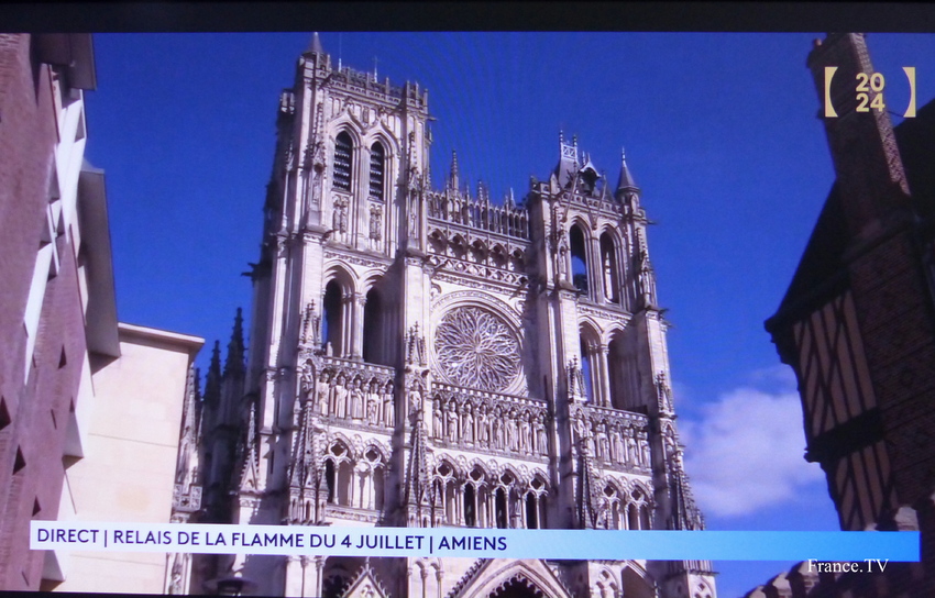 La Flamme Olympique à Amiens