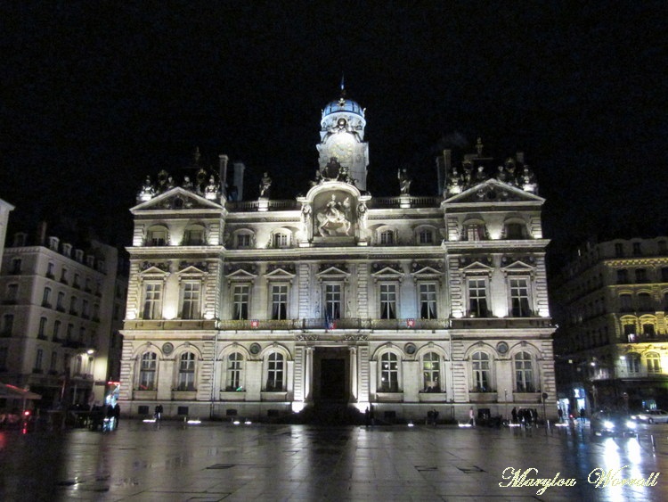Lyon by night 7/8 : Hôtel de ville