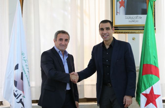 Jeudi 19.10.2017 Madjer installé officilement Entraineur de l'EN, Ighil et Menad Adjoints