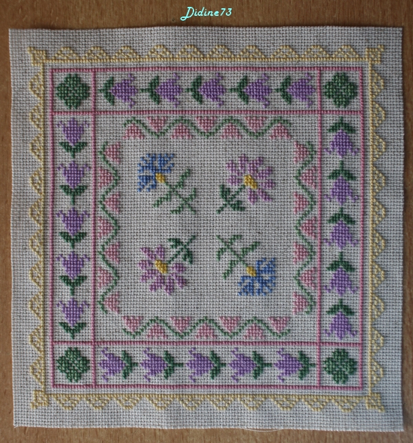 Broderie de l'An Neuf : étape 5 -> broderie terminée -1