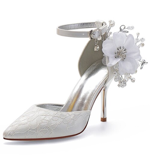 chaussure de mariage talon aiguille bride embelli de fleur