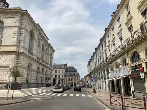 Ancienne rue des Arts et arrière de l'Hôtel de Ville de Saint-Omer