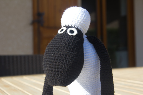 Mylène - Crochet : Shaun le Mouton