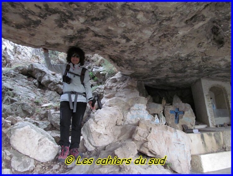 Massif de l'Etoile, la grotte de la Vierge